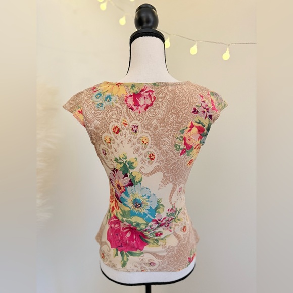 Elegant Silk Floral Blouse - Picture 4 of 4